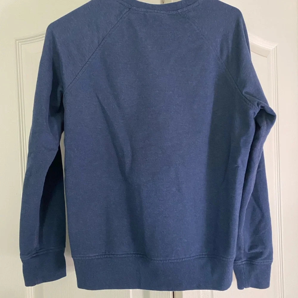 EUC Women’s Patagonia Crewneck Pullover Sweatshirt Navy Blue Organic Cotton - Picture 3 of 3